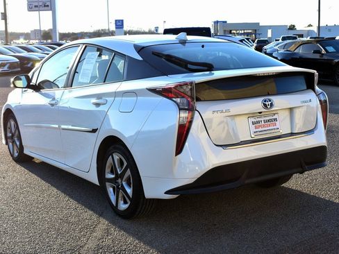 Used 2017 Toyota Prius Four Touring w/ Protection Package image 4