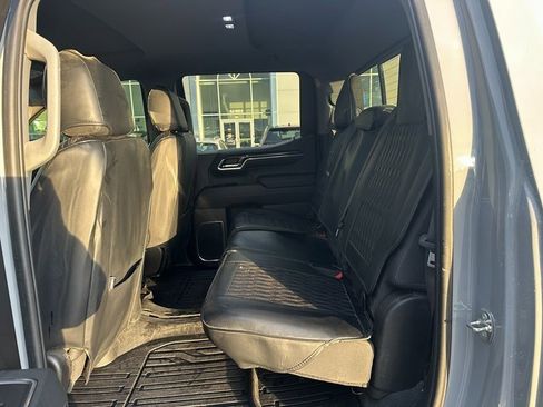 Used 2024 GMC Sierra 1500 SLE w/ Preferred Package image 17