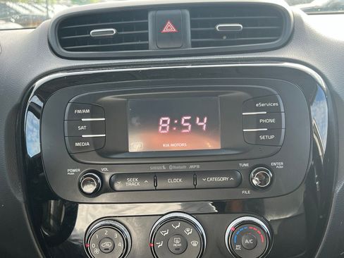 Used 2016 Kia Soul ! image 27