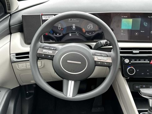 New 2026 Hyundai Tucson SEL image 12