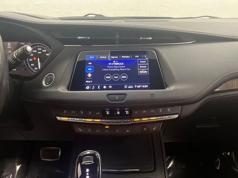 Used 2020 Cadillac XT4 Sport image 20