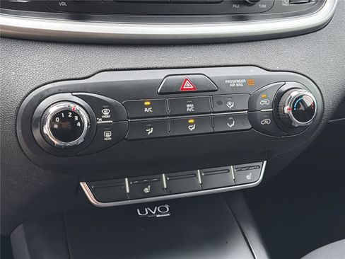 Used 2016 Kia Sorento LX w/ LX Convenience Package image 30