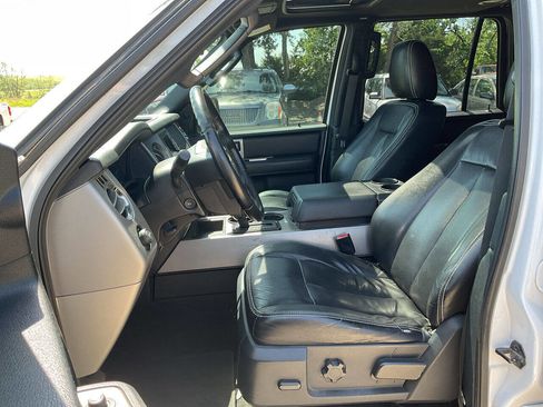 Used 2015 Ford Expedition EL XLT image 15