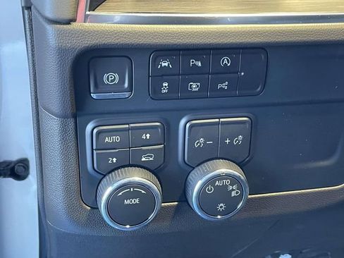 New 2026 Chevrolet Tahoe LS w/ LPO, Dark Essentials Package image 18