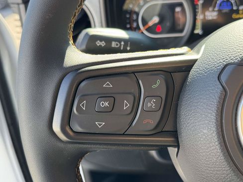 Used 2024 Jeep Wrangler Unlimited Sport AWD/4WD image 21