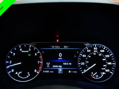 Certified 2022 Nissan Sentra SV FWD image 13