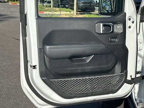 Used 2022 Jeep Wrangler Unlimited Rubicon 4xe w/ Steel Bumper Group image 11