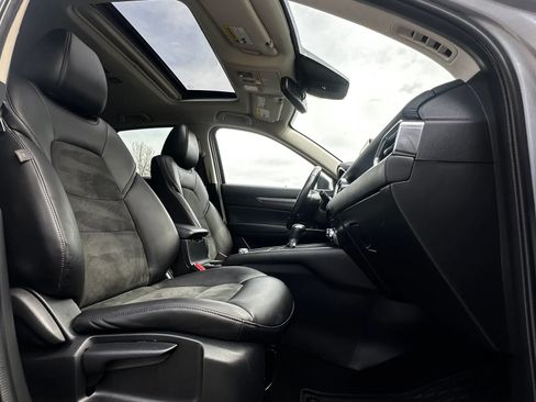Used 2017 MAZDA CX-5 Touring w/ Preferred Equipment Package image 29