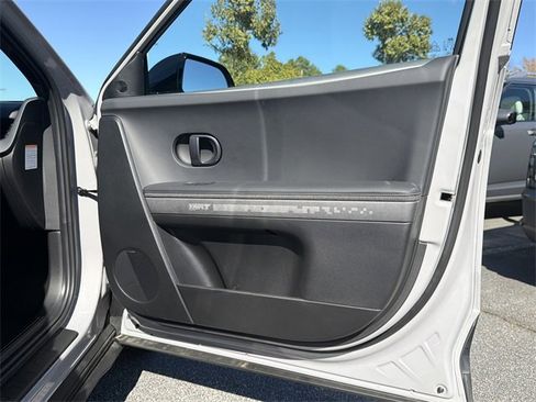New 2025 Hyundai Ioniq 5 XRT image 14