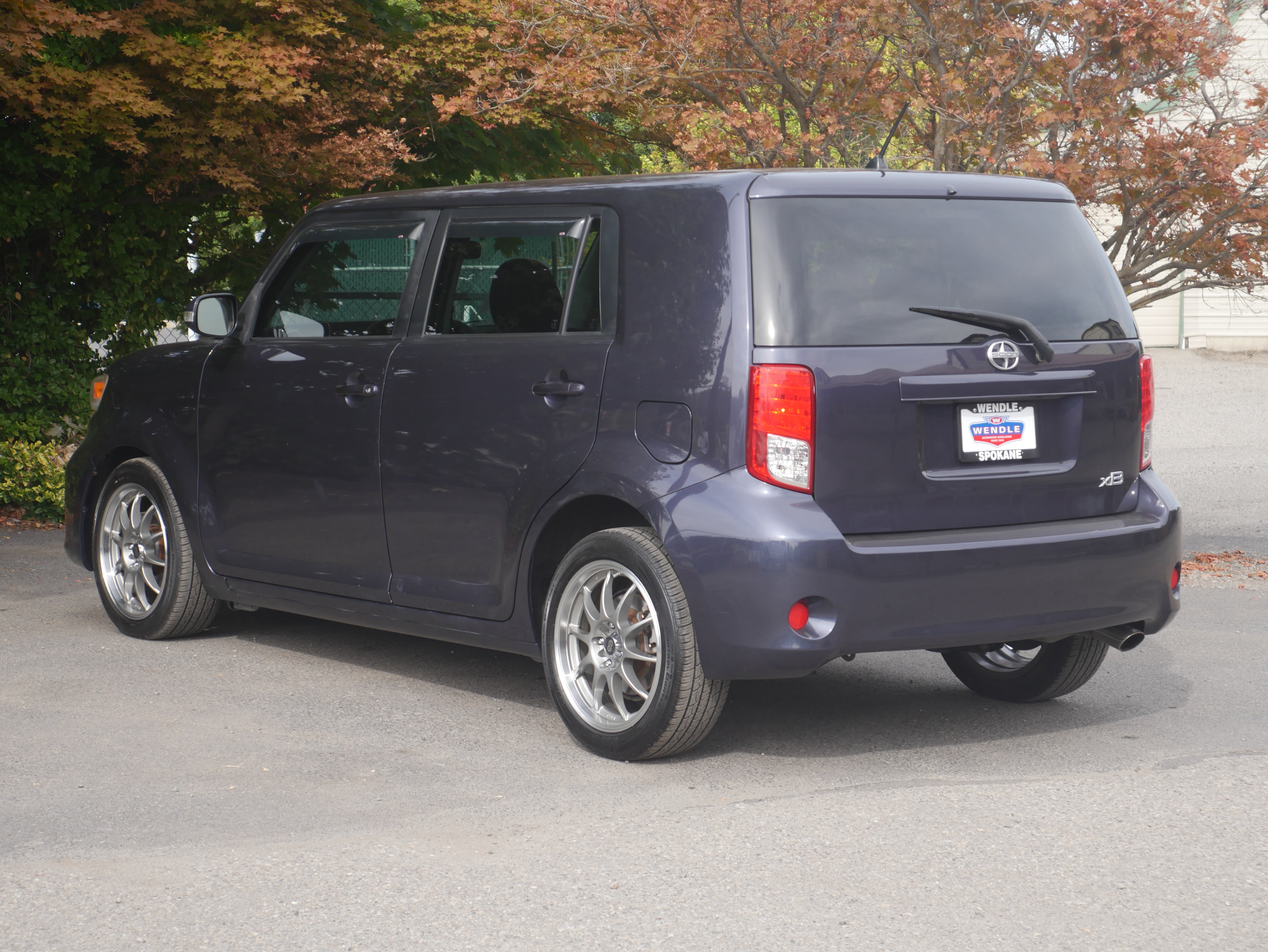 Used 2012 Scion xB FWD image 16