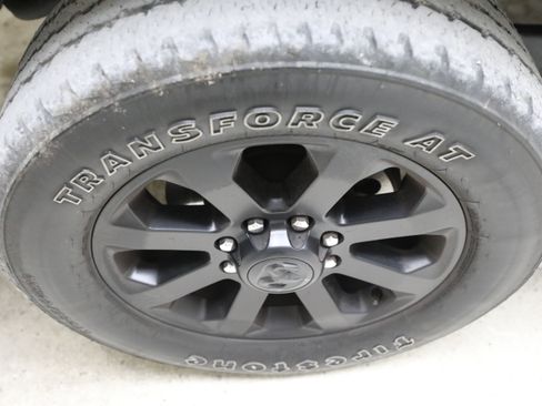 Used 2024 RAM 2500 Laramie w/ Night Edition AWD/4WD image 10
