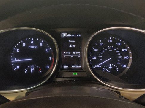 Used 2018 Hyundai Santa Fe Limited image 23