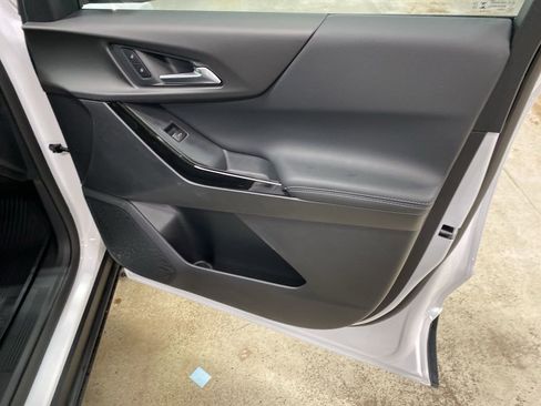 New 2026 Chevrolet Equinox LT w/ Convenience Package II image 27