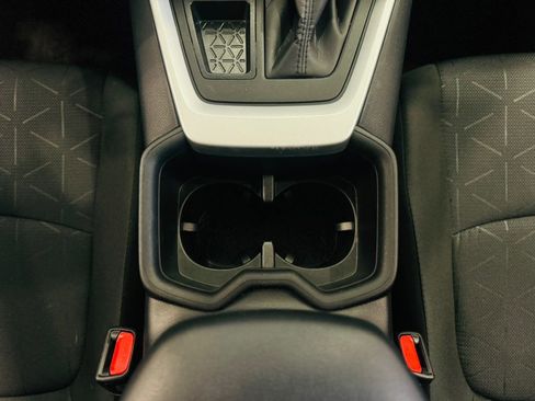 Used 2024 Toyota RAV4 XLE image 29