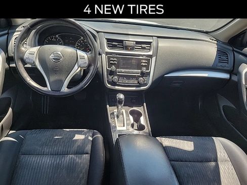 Used 2018 Nissan Altima 2.5 SV FWD image 8