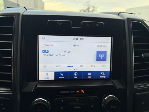 Used 2020 Ford F150 XLT w/ Equipment Group 302A Luxury AWD/4WD image 24