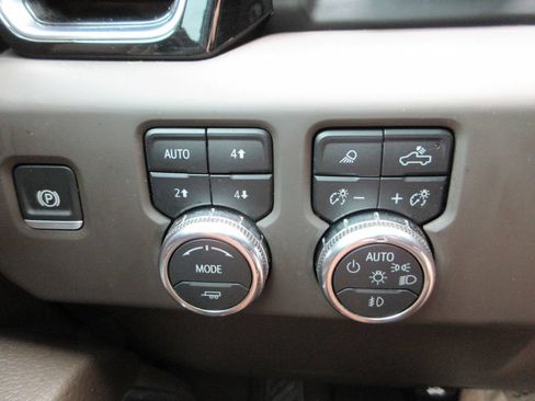 Certified 2024 GMC Sierra 1500 Denali AWD/4WD image 34