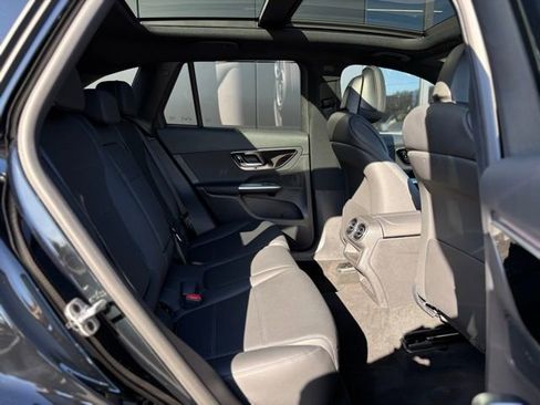 Used 2026 Mercedes-Benz GLC 300 4MATIC image 44