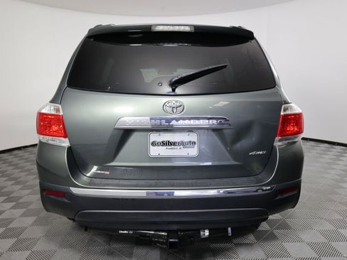 Used 2013 Toyota Highlander Limited image 3