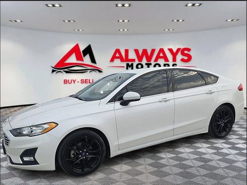 Used 2020 Ford Fusion SE w/ Equipment Group 151A FWD image 1