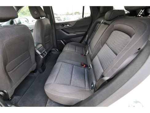 Used 2026 Chevrolet Equinox LT FWD image 12