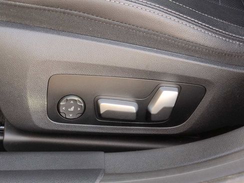 Used 2023 BMW i4 M50 image 18