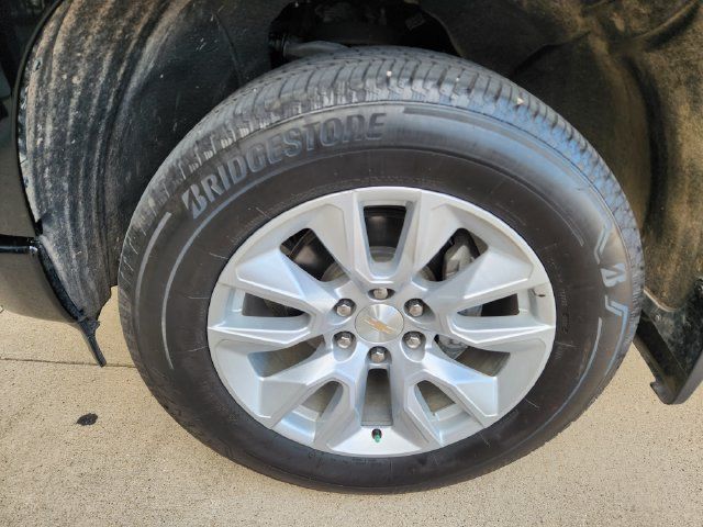 Used 2025 Chevrolet Silverado 1500 Custom RWD image 9