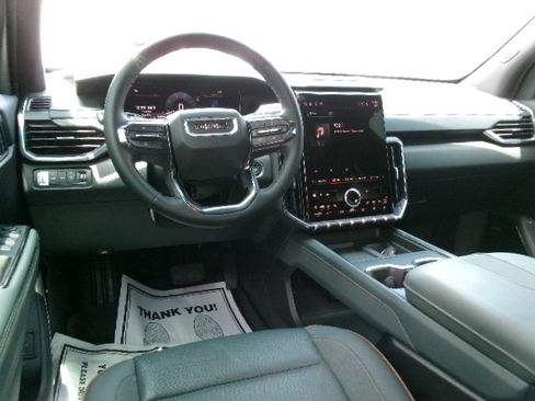 Used 2024 GMC Acadia AT4 w/ Luxury Package AWD/4WD image 19
