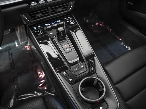 Used 2025 Porsche 911 Carrera T image 19