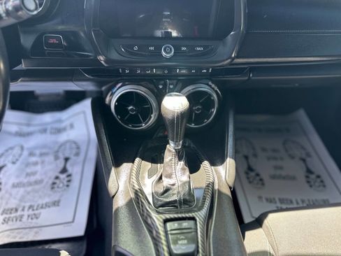 Used 2018 Chevrolet Camaro SS image 13