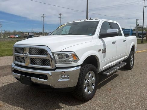 Used 2018 RAM 2500 Laramie w/ Convenience Group AWD/4WD image 1