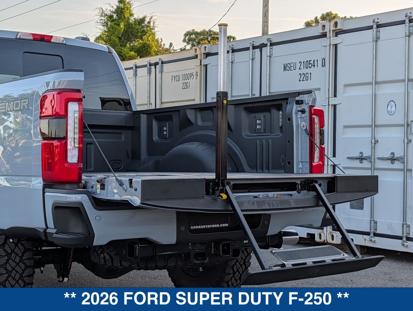 New 2026 Ford F250 Platinum w/ Tremor Off-Road Package AWD/4WD image 16