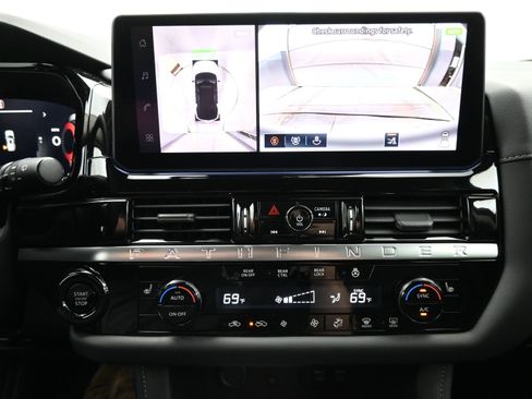New 2026 Nissan Pathfinder SL FWD image 16