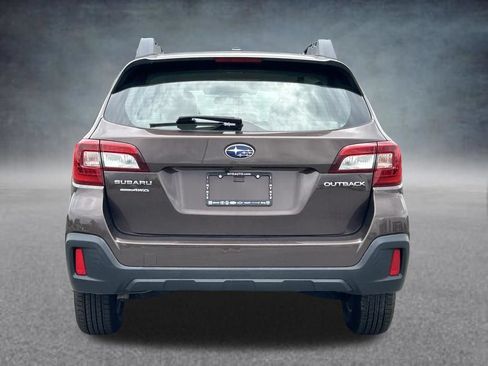 Used 2019 Subaru Outback 2.5i AWD/4WD image 4