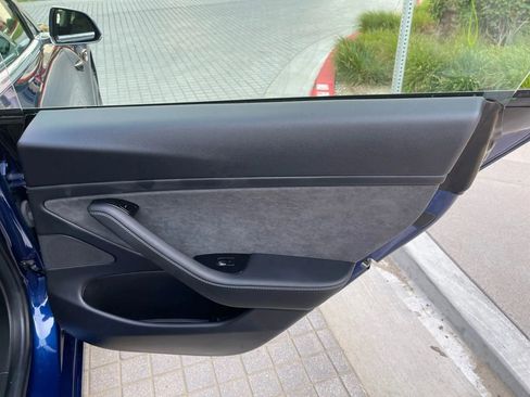 Used 2020 Tesla Model 3 Long Range AWD/4WD image 41