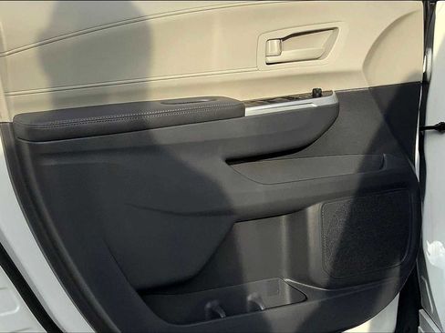 Used 2022 Toyota Sienna LE image 20