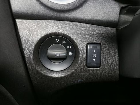 Used 2017 Ford Fiesta SE FWD image 28