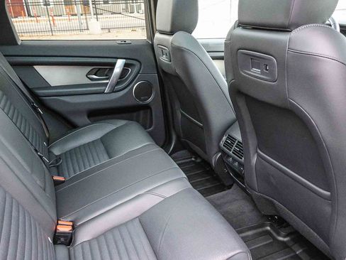 Used 2024 Land Rover Discovery Sport Dynamic SE image 21