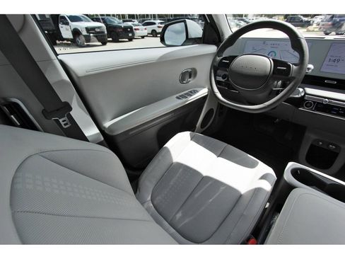 Certified 2024 Hyundai Ioniq 5 Limited RWD image 11