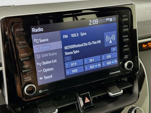 Used 2022 Toyota Corolla SE FWD image 15