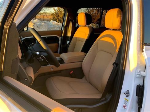 New 2026 Land Rover Defender 110 V8 image 9