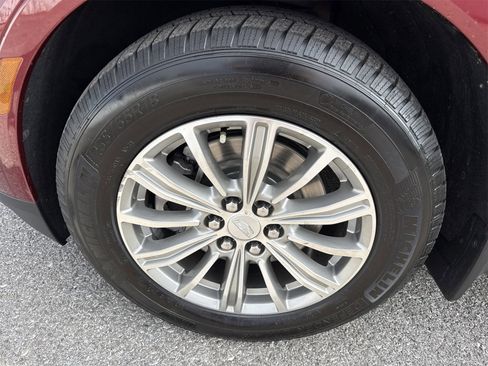 Used 2017 Cadillac XT5 Luxury w/ Driver Awareness Package image 46