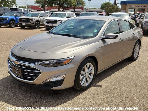Used 2025 Chevrolet Malibu LT FWD image 1