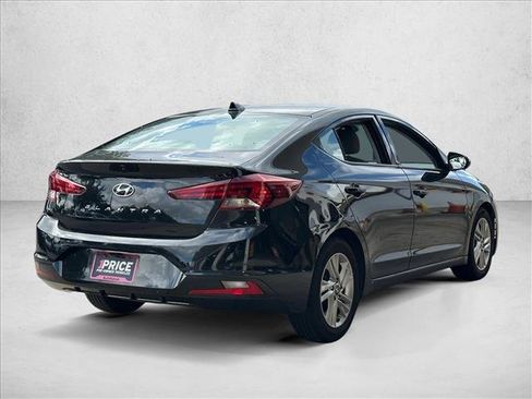 Used 2020 Hyundai Elantra SEL image 5