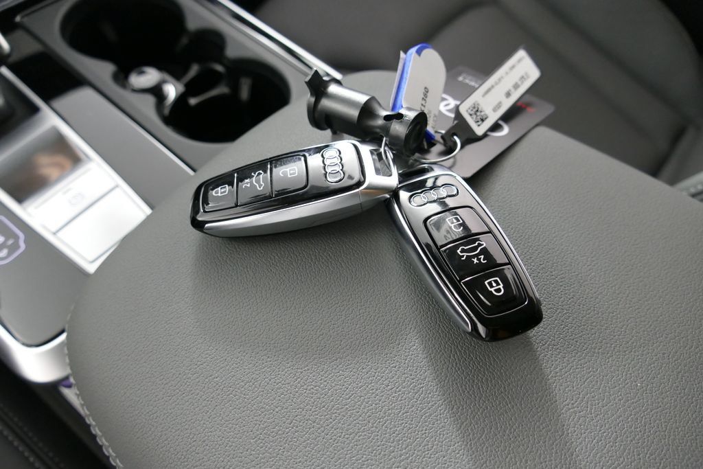 Certified 2026 Audi Q7 3.0T Premium Plus AWD/4WD image 23