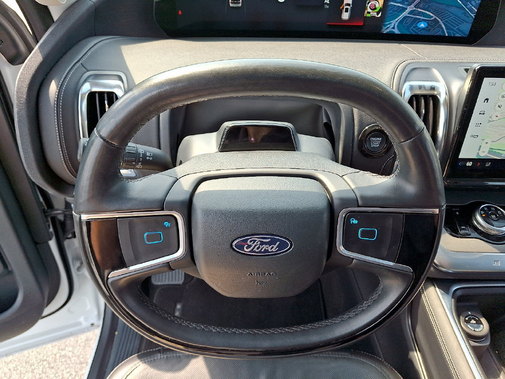 Used 2025 Ford Expedition Platinum AWD/4WD image 20