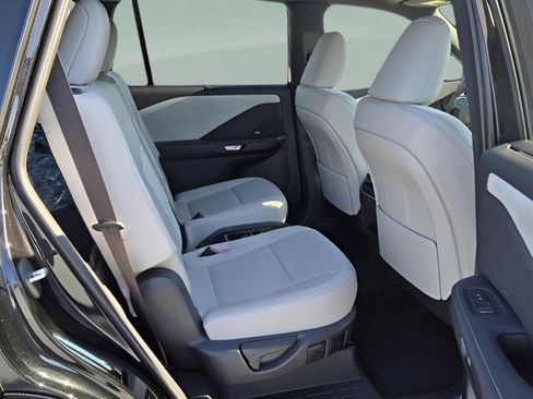 New 2026 Lexus TX 350 AWD image 11