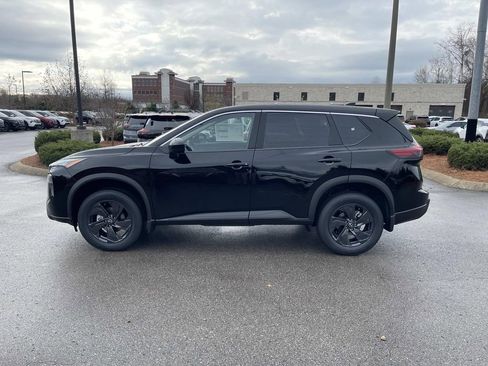 New 2026 Nissan Rogue SV w/ Cold Weather Package AWD/4WD image 4