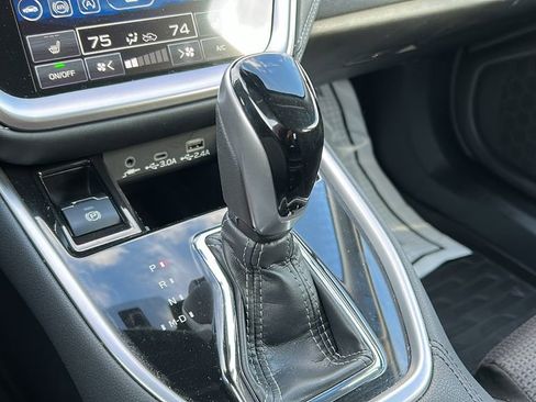 Used 2025 Subaru Outback Premium w/ Popular Package #1 image 17