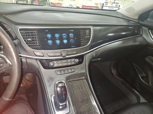 Used 2017 Buick LaCrosse Premium w/ Driver Confidence Package #2 AWD/4WD image 17
